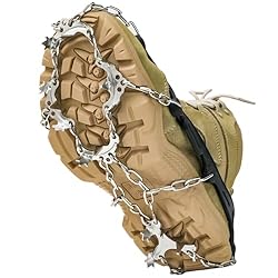 HOSLAFON Crampones, Tacos de Hielo para Botas, Zap...: Tracción Superior: Basados en el diseño original con grandes dientes antideslizantes, estos crampones cuentan con 20 pequeños dientes laterales adicionales. Esta innovación mejora significativamente el agarre tanto al subir como al bajar, asegurando ...
