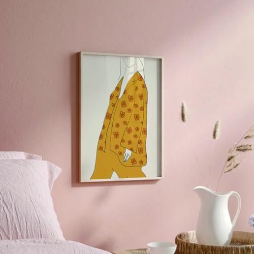 Décoration murale jaune pour illuminer une pièce sombre
