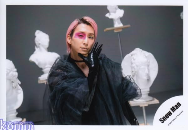 Amazon.co.jp: Snow Man 公式 生 写真（佐久間大介）SM02641