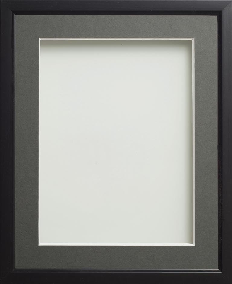 Cadre photo noir 5x5 cm Drayton pour créer une galerie de souvenirs sur les murs du salon