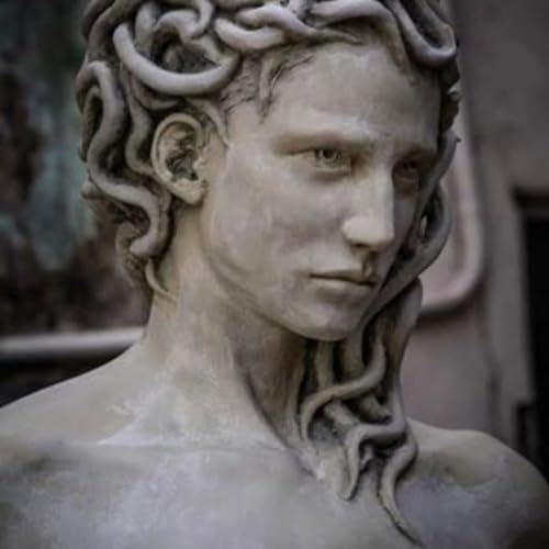 Medusa, il potere ipnotico, il monstrum che si sublima nel prodigio