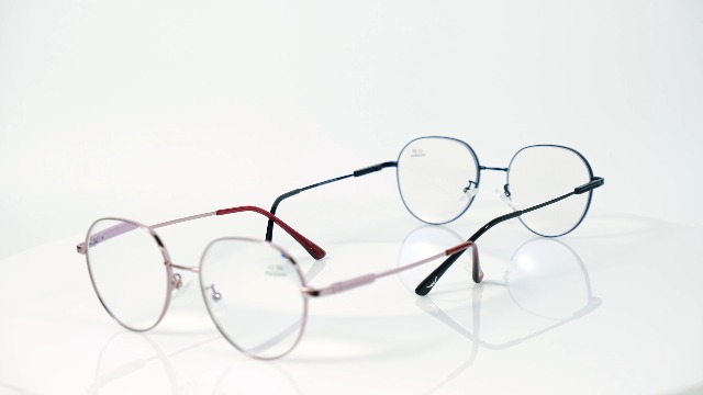 Occhiali Da Lettura FELRES Anti-Luce Blu Montatura Metallica Piccola – Donna/Uomo Stile Polygon