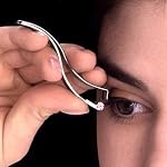 Prima Shogyo Partial Eyelash Curler for Corner Lash - Mini Japanese Eyelash Curler for Inner & Outer Lashes - Includes 6 Extra Rubber Pads - Made in Japan - C-2000 - Image 3