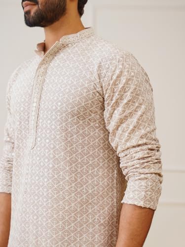 Image of Jompers Men's Pure Cotton Regular Fit Casual Sequin Embroidered Kurtas