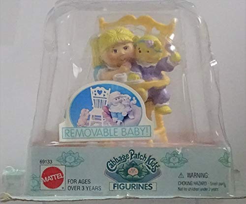 Mattel Cabbage Patch - Figuras infantiles alimentando a Julia Rose