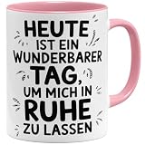 OM3® Kaffee-Tasse mit Spruch - heute ist ein wunderbarer Tag, um mich in Ruhe zu lassen - Keramik Becher - 325ml - Beidseitig Bedruckt - Rosa