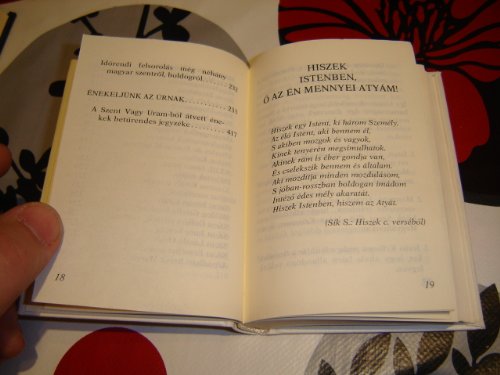 Hungarian Prayer Book And Songbook For Children / Isten Gyermeke Vagyok / Ima Es Enekeskonyv Katolikus Gyermekeknek / Childrens Catholic Hymnal And Prayerbook #TOP7
