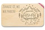 Frühstücksbrettchen Holz - Camping - Frühstücksbrett - Zuhause ist da wo wir parken - Geschenkidee Wohnanhänger Wohnmobil Camper Geschenk - 22x12 - Holz - geschenke für wohnmobilfans - SB01