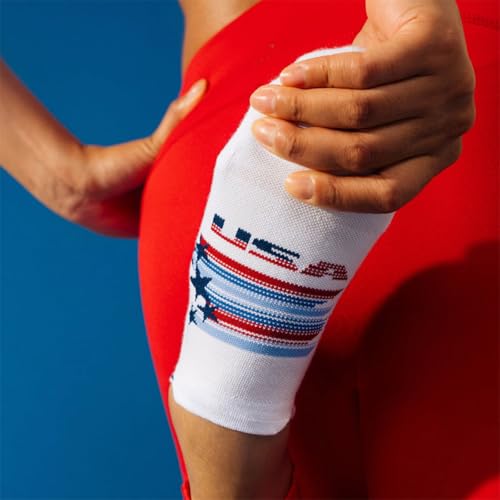 Image of Feetures Elite Light Cushion No Show Tab Sock Wave
