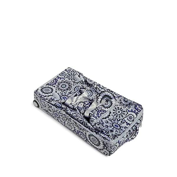 Vera Bradley Womens Recycled Ripstop Xl Foldable Rolling Duffel Travel Bag Tranquil Medallion One Size