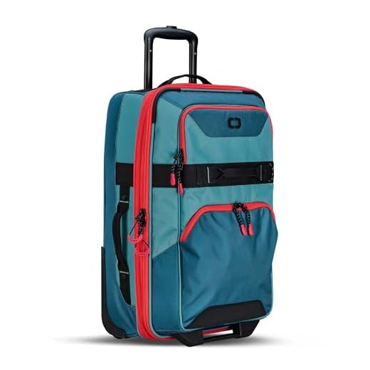 Do i have to collect my luggage on a layover OGIO Alpha Layover Expandable Luggage