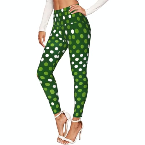 Leggings de compresión con lunares verdes que estilizan la figura femenina