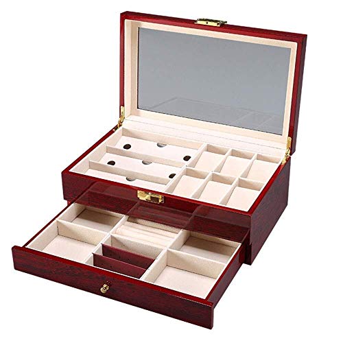 Boîtes de bijoux en bois sur la coiffeuse pour sublimer votre routine