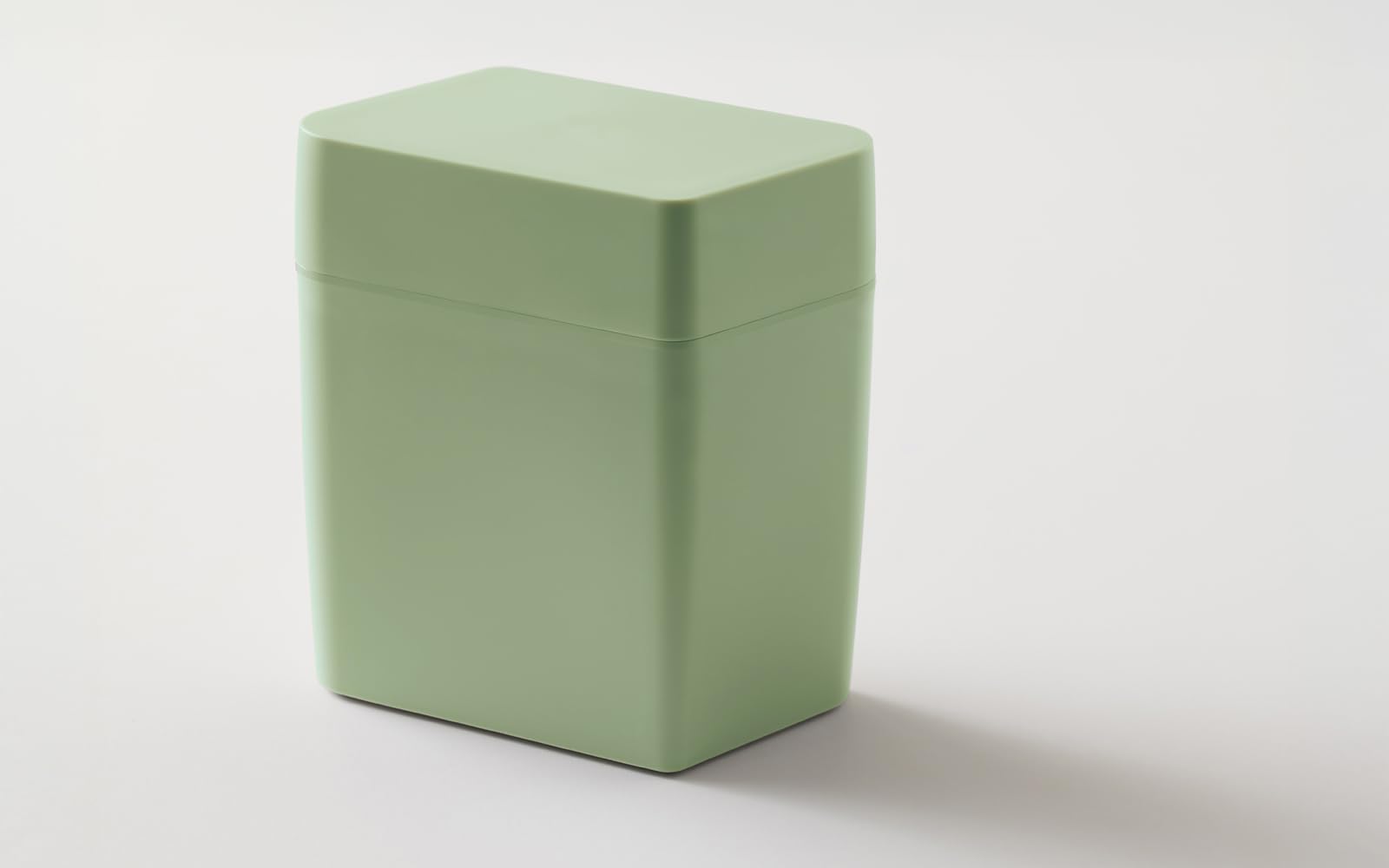 Rosti Classic Käsebox mit Deckel und integriertem Käseschneider, 16,5 x 10 x 19 cm, Kunststoff, Spülmaschinenfest, Misty Green