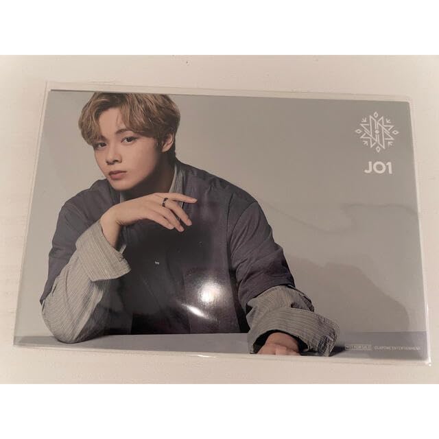 Amazon.co.jp: JO1 WANDERING ポストカード 鶴房汐恩 : Toys & Games