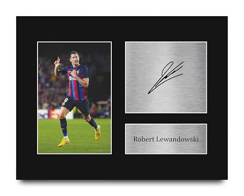 HWC Trading Robert Lewandowski Barcelona Gifts Printed Signed Autograph Picture for Soccer Fans and Supporters - US Letter Size