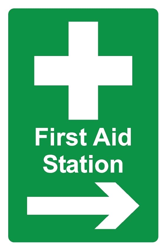 First aid station right arrow safety sign - 1mm flexible Plastic sign (200mm x 150mm)