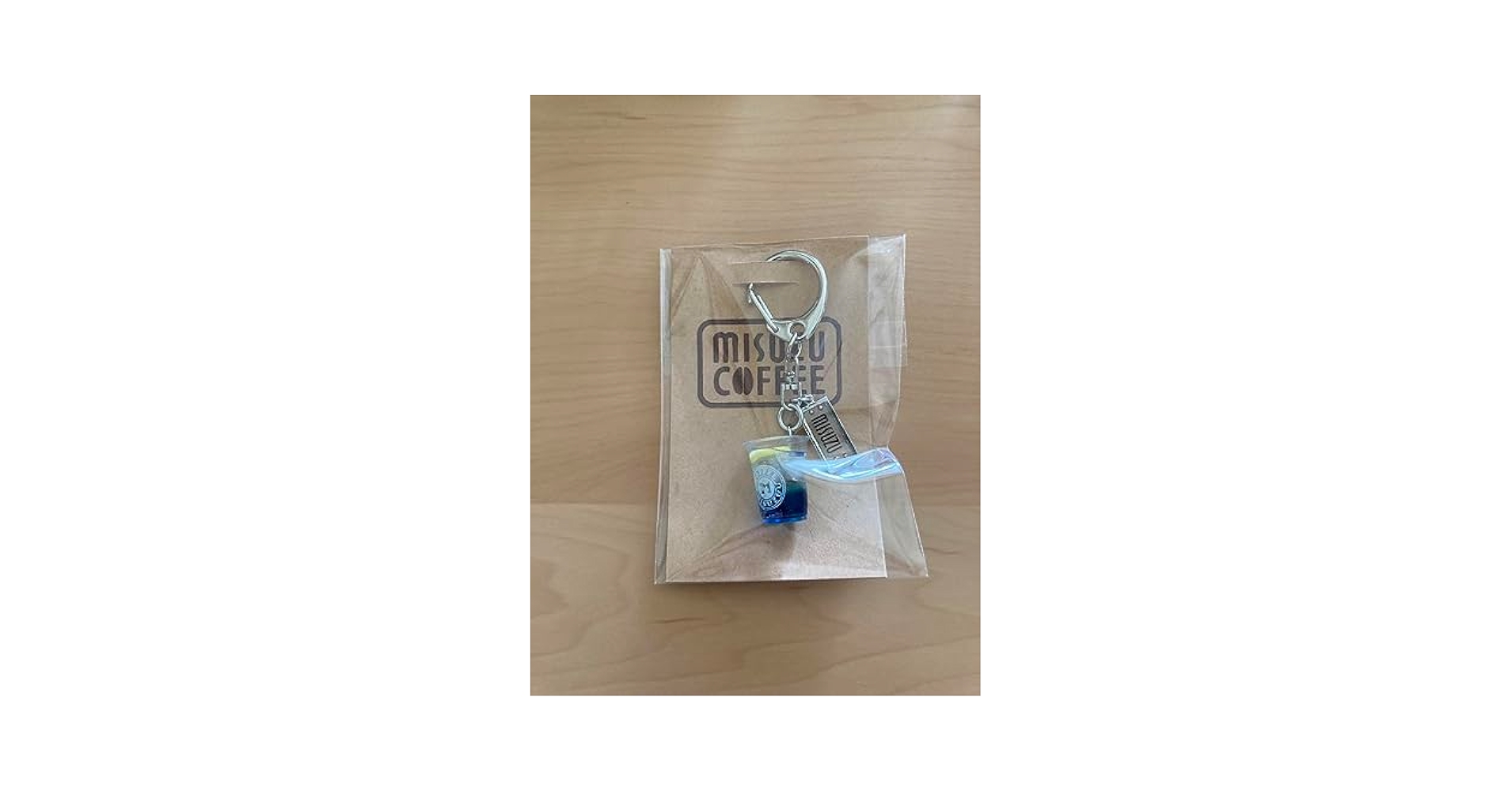 函館美鈴 GLAY TERU コラボ キーホルダー 函館空港限定品 ３種 Amazon.co.jp: 函館美鈴 GLAY TERU コラボ キーホルダー 函館