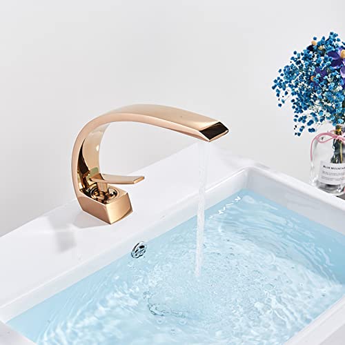 Robinet de vanité de salle de bain gold pour rénover son intérieur