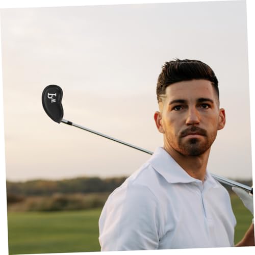 Couvre-chef numéroté pour usage sur le parcours de golf sous la pluie