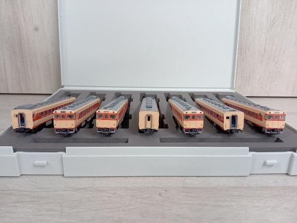 FENDI】ブラウン＆ホワイト系ウィーゼルFURスヌード未使用新品（専用箱