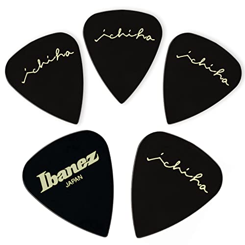 Médiator Ichika Nito Signature en Ultem noir 0.8mm forme Teardrop