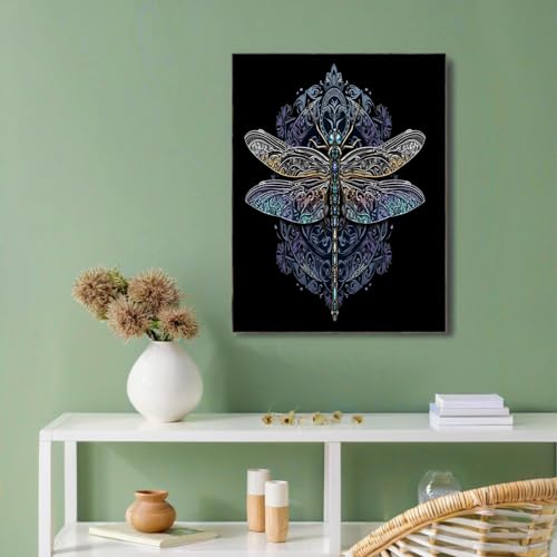 Illustration fantastique libellule mandala, un art decoratif de salon haut de gamme