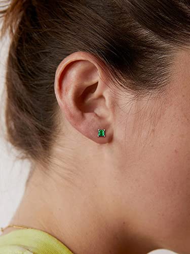 Chicsilver Created Emerald Stud Earrings For Women 925 Sterling Silver Solitaire Princess Cut Gemstone Green May Birthstone Earrings Hypoallergenic #TOP2