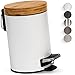 KAZAI.® 3 Litros Cubo de Basura para el Baño de Diseñador - Bambú Superior | Cierre Suave | Anti-Huellas | Blanco