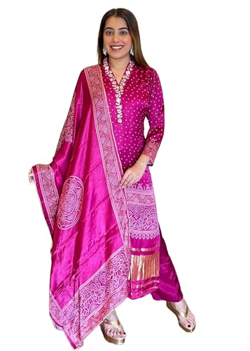 Costume de travail indien Chinon en soie avec broderie et zari modèle 521j
