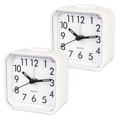 CIMOYBAI 2 Piezas Despertador Analógico Sin Tictac, Despertador Blanco con Luz, Función Snooze, Portátil, Luminoso, Silencioso Pequeño Despertador de Viaje para Dormilones Profundos