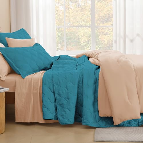 Image of Litanika Queen Quilt Bedding Set, Turquoise Summer Lightweight Soft Comforter Bedspreads & Coverlets, Boho Farmhouse Bedding Cover Bed Decor All Season, 3 Pieces (1 Quilt, 2 Pillowcases)