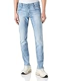 LÄSSIG & COOL: Die Jeans mit Stretch-Anteil ist besonders bequem im Alltag und lässt sich ideal zu casual Oberteilen kombinieren.