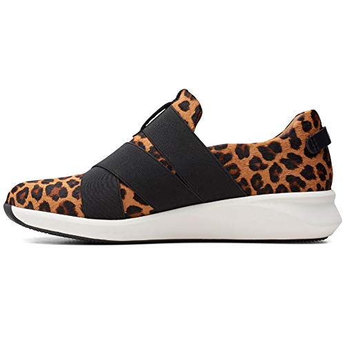 Clarks Women's Closed-Toe Pumps4