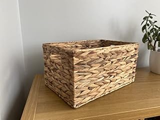 Water Hyacinth Rectangle Natural Storage Basket (Medium: L 42 x W 29 x H 21cm) HE33