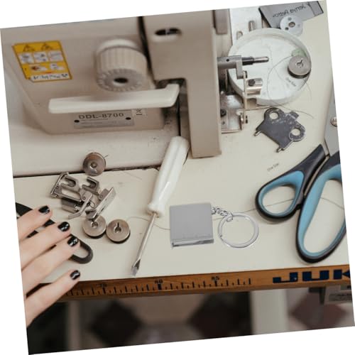Cinta métrica mini retráctil balacoo con llavero miniatura 5