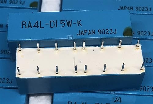 Relé RA4L-D1.5W-K de 16 pines y un componente electrónico DS4-L2-1.5V para circuitos