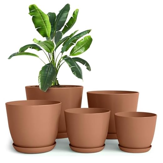 Utopia Home - Plastic Terracotta Pots with Drainage - 7/6.6/6/5.3/4.8 Inches Flower Pots for Indoor Planter - Pack of 5 Plastic Planters, Cactus, Succulents Pot