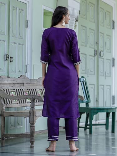 Image of VredeVogel Women's Silk Blend Embroidered Kurta with Pant & Dupatta Set