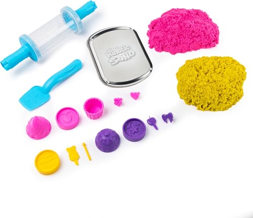 Kinetic Sand Bake Shoppe Playset with 0.45 kg of Kinetic Sand and 16 Tools and Moulds, for Ages 3 and Up