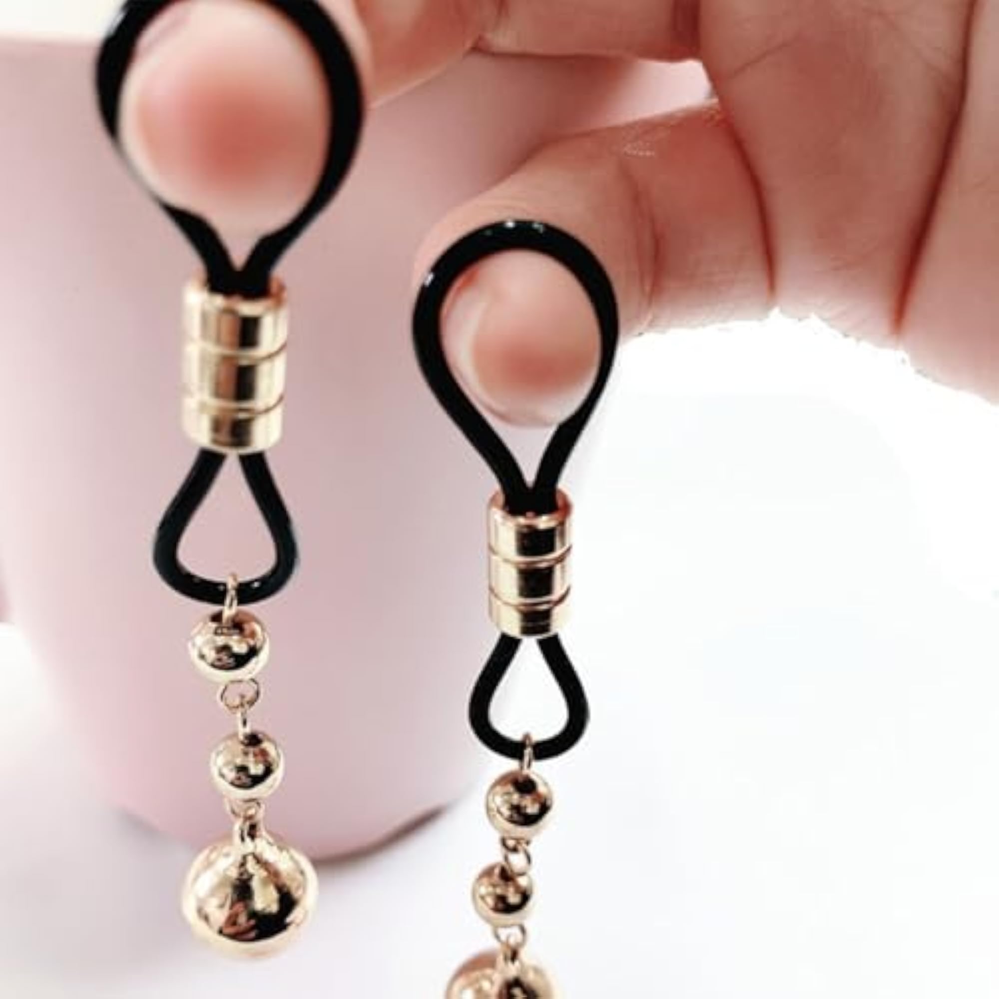 2 Pcs Bell Non Piercing Body Jewelry with Clip Accessory