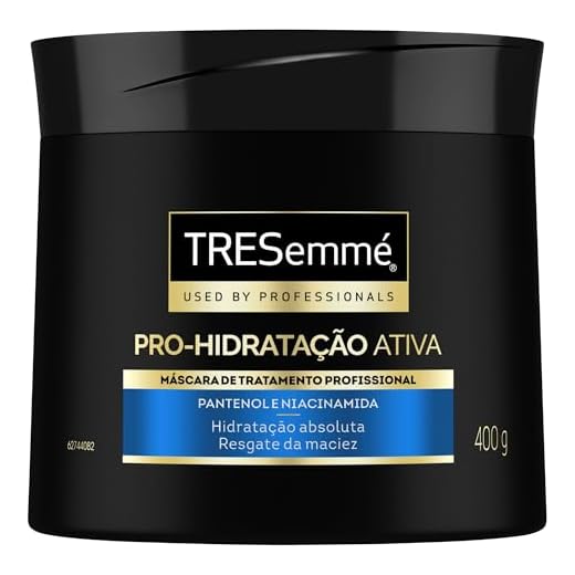 Máscara de Tratamento TRESemmé Hidratação Profunda cabelos hidratados e macios 400g, Branco