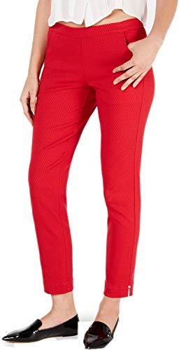 Leggings rouge texturé HUE idéal avec des mocassins pour un look citadin unique