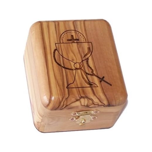Olive Wood Box First Communion.(1.4"H)