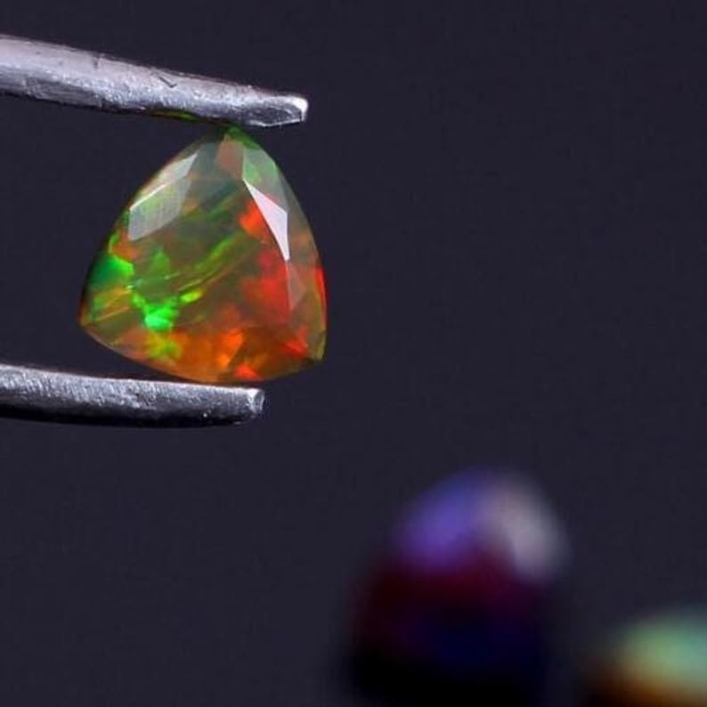 Opale éthiopienne pour la fabrication de bijoux artisanaux faits main uniques