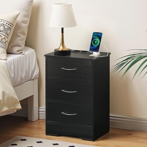 HOOBRO Mesita de Noche con Toma de Corriente, 3 Cajones de Tela no Tejida, Mesa Auxiliar para Sofá, Mesa Estrecha, para Dormitorio, 2 Tomas AC, 1 USB-A, 1 Type-C, para Salón, Negro EBK193CBZ01