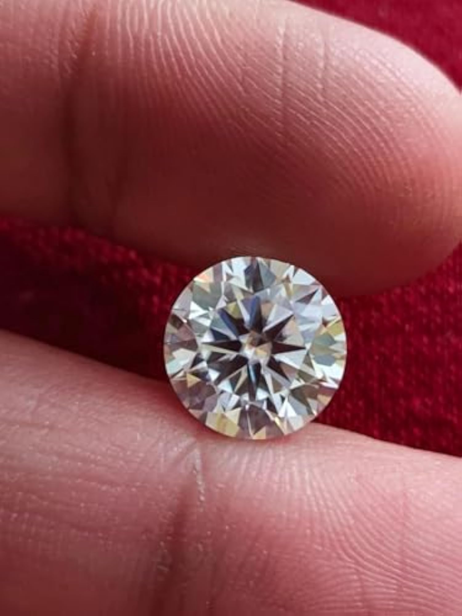 Natural White Diamond 4 Ct VVS1 Round Cut Gem