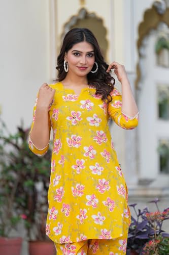 Image of Pistaa's Women Pure Cotton Floral Printed Straight Rounded Hem Co-ord Set