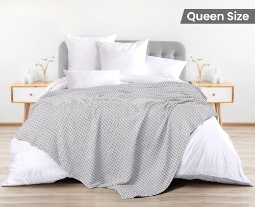 Image of Utopia Bedding 100% Cotton Waffle Weave Blanket Queen Size for Bed - Lightweight, Breathable Summer Blankets Soft and Cozy, Gifts for Women Home Room Decor (Silver, 90x90 Inch)
