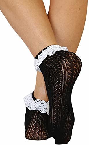 Image of ToBeInStyle Women's Indie Girl Ruffle Trim Heart Net Design Ankle High Fashion Socks